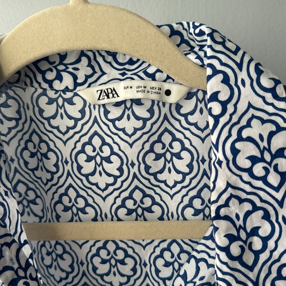 ZARA BLUE WHITE ITALIAN PATTERN LONG SLEEVE MINI DRESS MEDIUM - Picture 2 of 5
